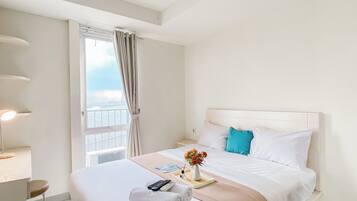 Deluxe Studio (queenbed) | Bed sheets