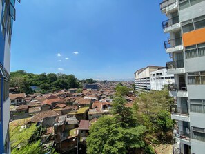 Deluxe Studio (queenbed) | View from room