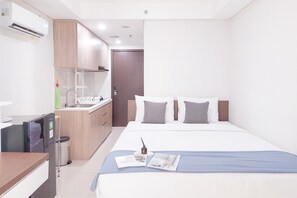 Studio Deluxe (queenbed) | Fer et planche à repasser, Wi-Fi gratuit, draps fournis