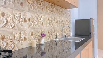 Deluxe Apartment (queenbed) | Private kitchen