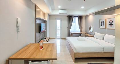 Good Deal and Homey Studio Podomoro City Deli Medan Apartment