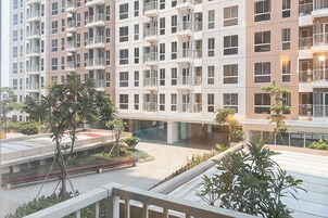 Deluxe Studio (queenbed) | View from room