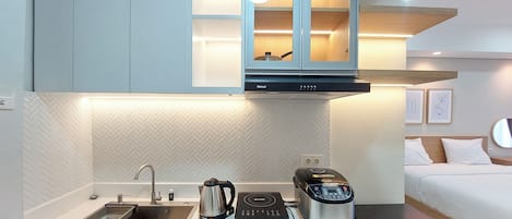 Estudio Deluxe (queenbed) | Cocina privada