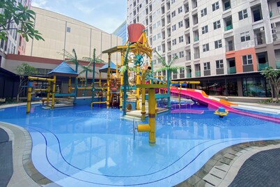 Cozy Studio Living Transpark Juanda Bekasi Timur Apartment