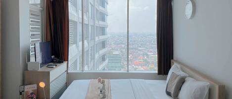 Deluxe Studio (queenbed) | Free WiFi, bed sheets