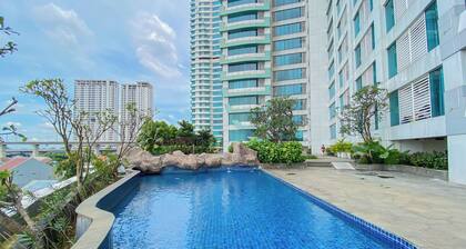 Cozy Studio at Grand Kamala Lagoon Apartment near Mall