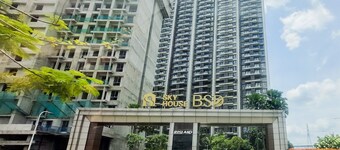 Comfort and Strategic Studio at Sky House BSD Apartment near AEON