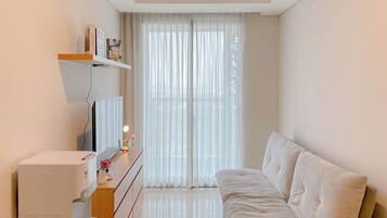 Deluxe Apartment (queenbed) | Living area