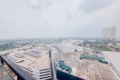 Spacious and Comfy 3BR at Sky House BSD Apartment