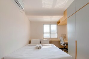 Deluxe-huoneisto (queenbed) | 2 makuuhuonetta, silitysrauta/-lauta, vuodevaatteet