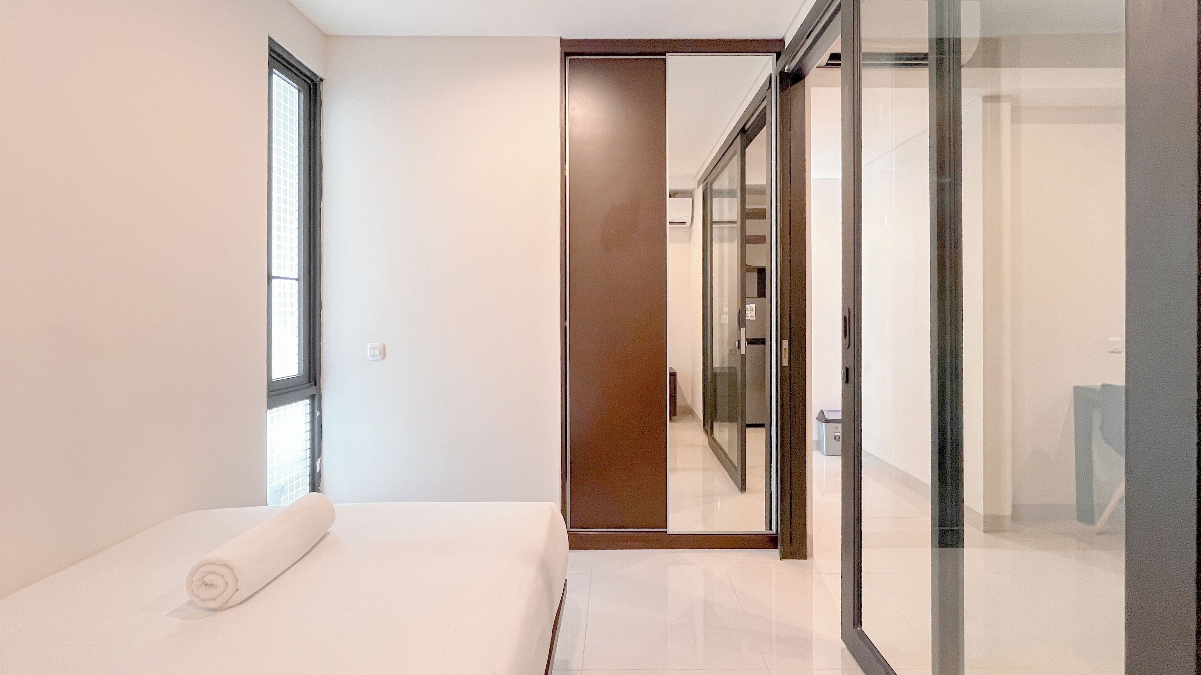 Apartemen Deluks (kingbed) | 2 kamar tidur dan seprai linen