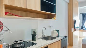 Studio Deluks (queenbed) | Dapur pribadi