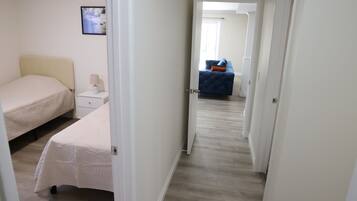 4 bedrooms, desk, iron/ironing board, free WiFi