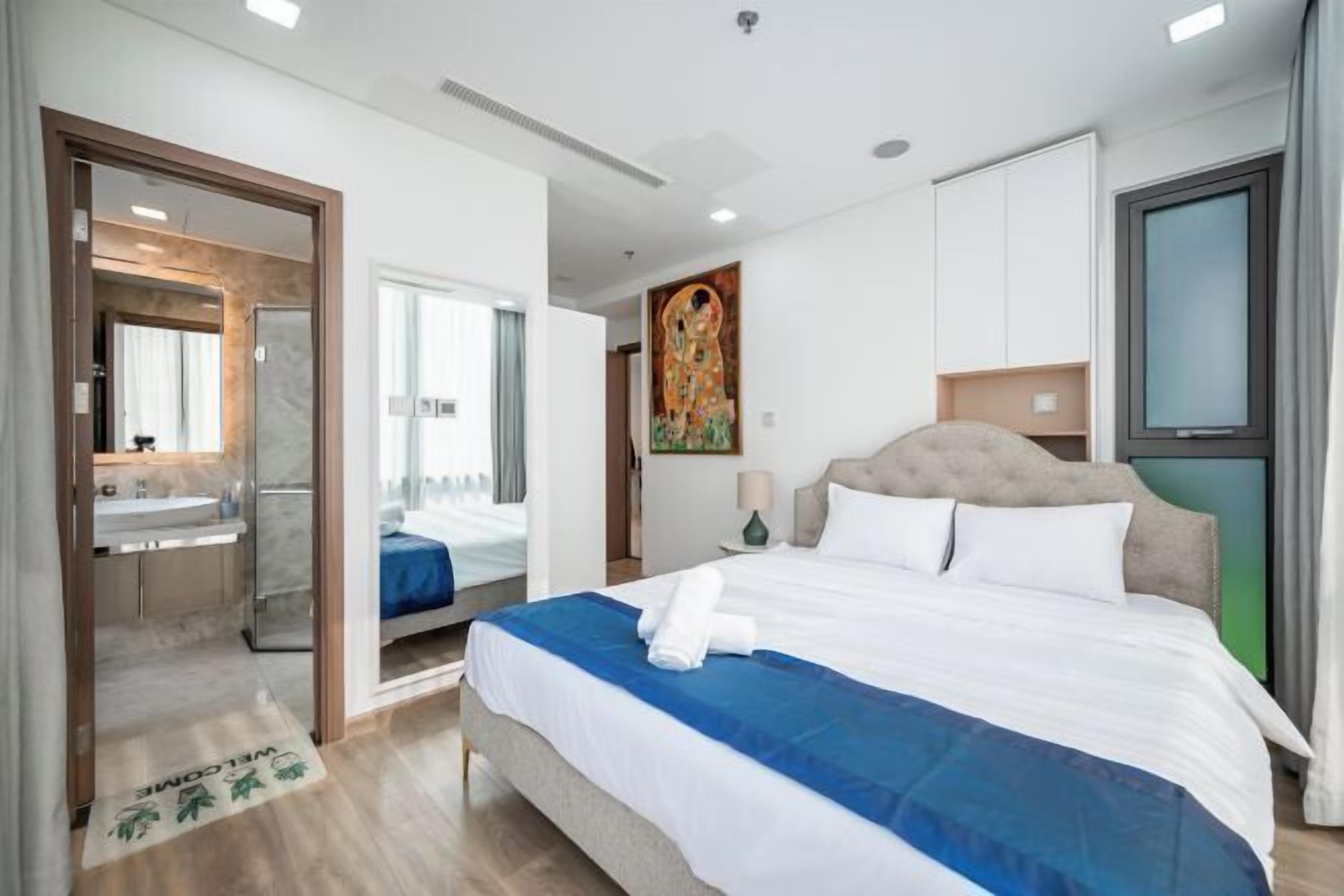 Premium bedding, down duvets, free minibar items, individually decorated