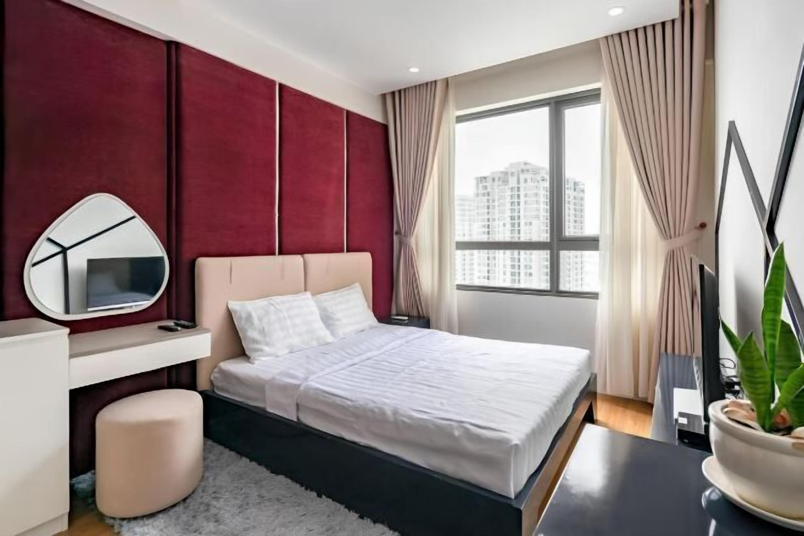 Premium bedding, down duvets, free minibar items, individually decorated