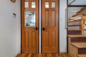 Interior entrance - Gion Inosuke Machiya (Kyoto)