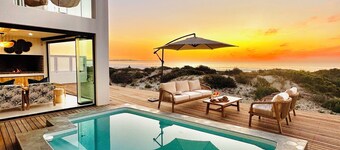 Thalassophile is a 4-bedroom house in St Helena Bay with direct Beach Access.