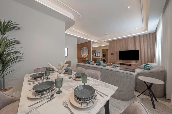 In-room dining - Mabaat - Qurtubah - 566 (Riyadh)