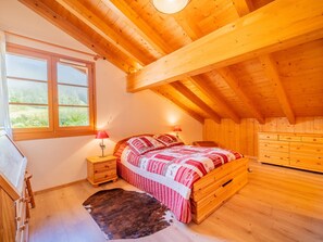 2 bedrooms, free WiFi