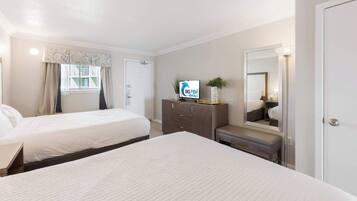 1 habitación, tabla de planchar con plancha, wifi y ropa de cama