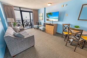 智能电视、办公室