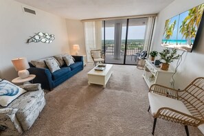 TV, offices - Newly Added Maisons, Large Balconies with City View! (Myrtle Beach)
