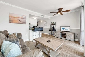 TV - Meridian Plaza 308 - 1 Bedroom (Myrtle Beach)