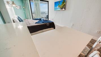 1 bedroom, desk, iron/ironing board, free WiFi