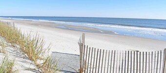 1BR Sea Villas in Windy Hill - Steps to the Beach!