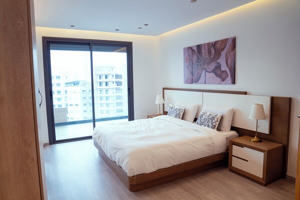 3 bedrooms, iron/ironing board, travel cot, WiFi