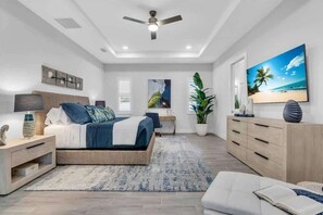 3 habitaciones, escritorio, tabla de planchar con plancha y wifi 