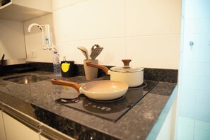 Fridge, microwave, stovetop, electric kettle