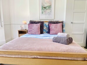 3 chambres, fer et planche Ă repasser, lit parapluie, Wi-Fi gratuit