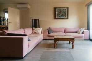 Téléviseur, livres