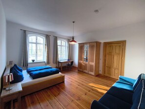 3 chambres, accès au Wi-Fi (inclus), literie fournie