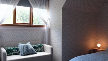 3 chambres, accĂšs Internet, draps fournis