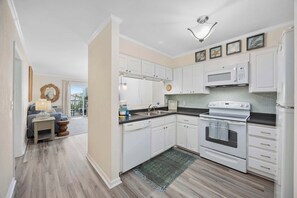 Fridge, microwave, oven, stovetop - Beach Bliss: Ocean Pier 2 Condo with Balcony (North Myrtle Beach)