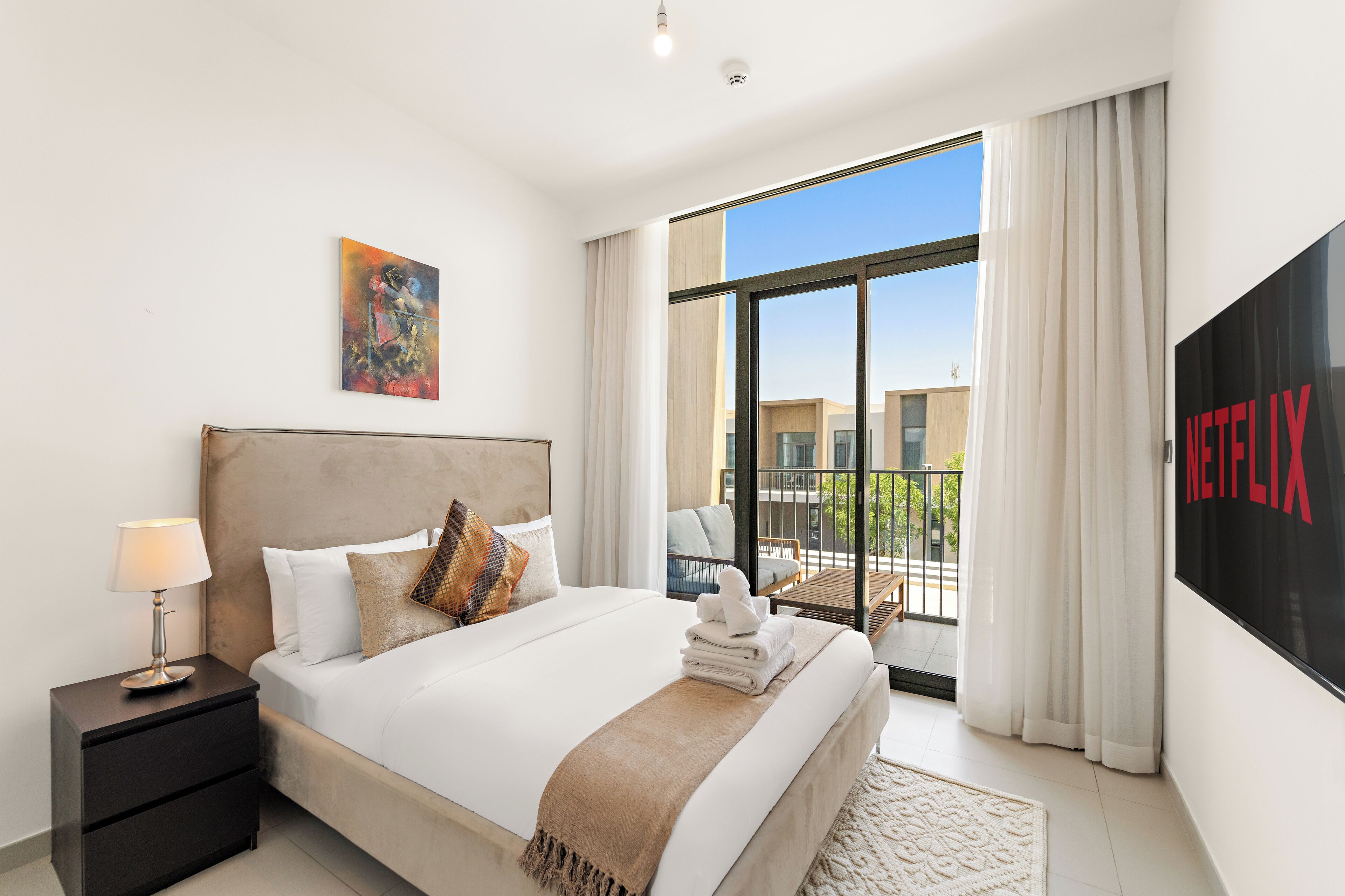 4 bedrooms, in-room safe, desk, iron/ironing board