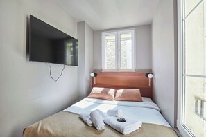 2 chambres, fer et planche à repasser, Wi-Fi, literie fournie