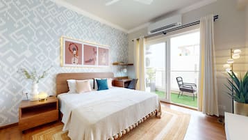 Deluxe Double Room | Premium bedding, pillow-top beds, free minibar items, in-room safe