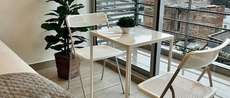 Standard Apartment | Outdoor dining
