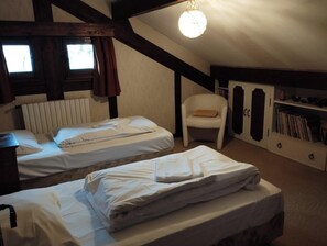 4 Schlafzimmer, Bügeleisen/Bügelbrett, WLAN, Bettwäsche
