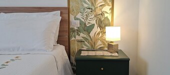 Two-room apartment with balcony, wifi and parking in serviced area