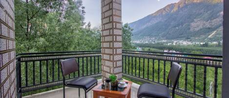 Deluxe Double Room, Balcony, Hill View | Terrace/patio