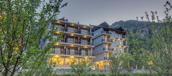 Wondercity Hotels & Resorts