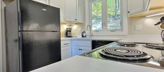 Robins Nest- FirePlace, Near Pico, Pool.