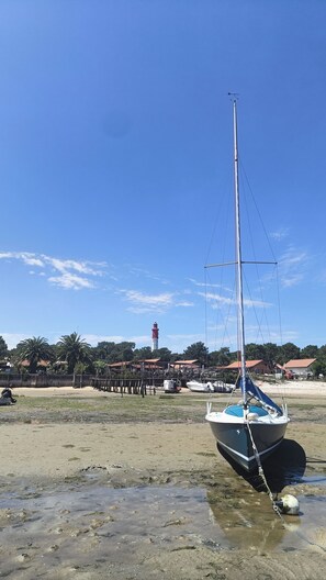 Una playa cerca