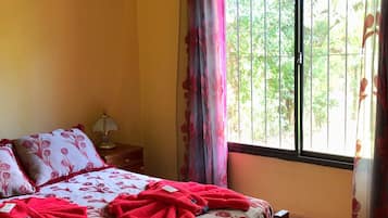 2 habitaciones, wifi gratis y ropa de cama