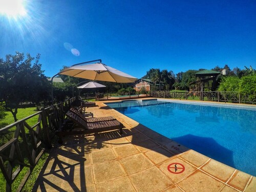 Deluxe Cabin with Pool near the Waterfalls