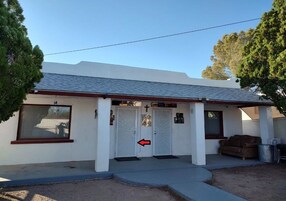 Fachada de la propiedad